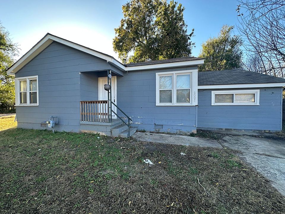 1st image of 2001 E Harlow Pl