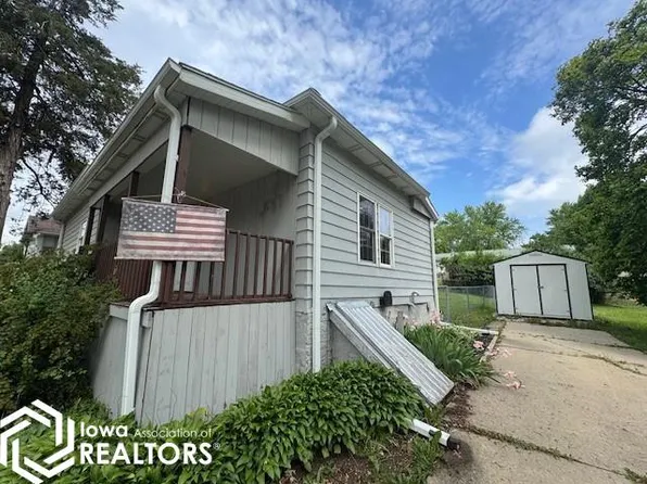 319 E Orchard St, Centerville, IA 52544