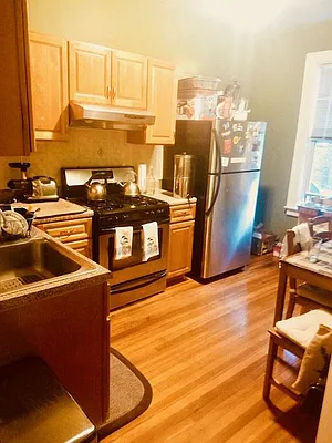 Rented by Real Broker NY LLC | media 10