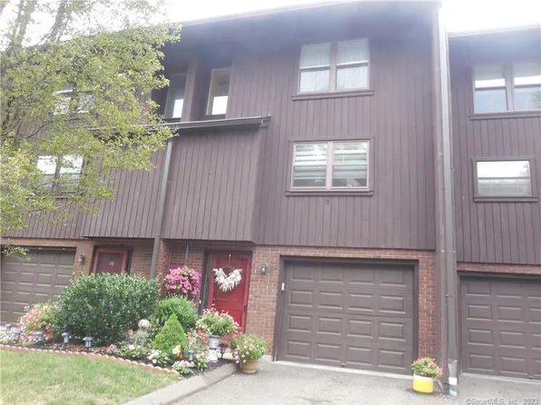 175 Natchaug Drive #175, Meriden, CT 06450