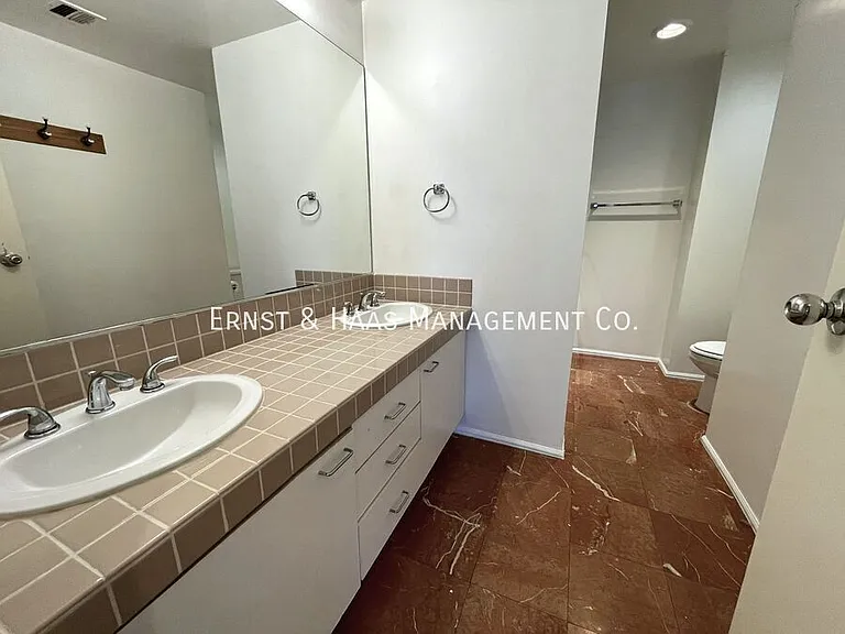 525 E Seaside Way #1806 — Photo 14