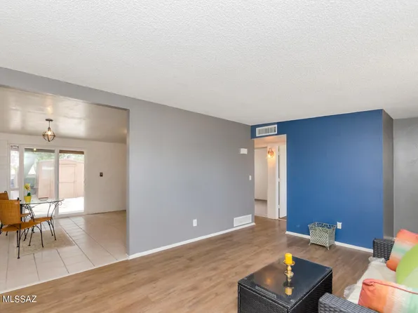4020 S Winter Palm Dr, Tucson, AZ 85730