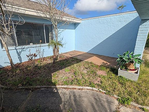 4th image of 3931 Endicott Dr