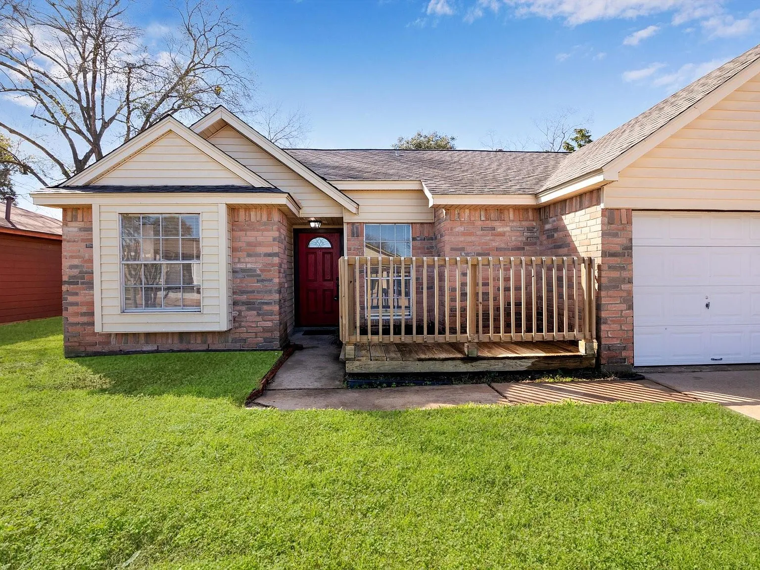 3 bed, 2.0 bath, 1170 sqft, $1,650 — Photo 4