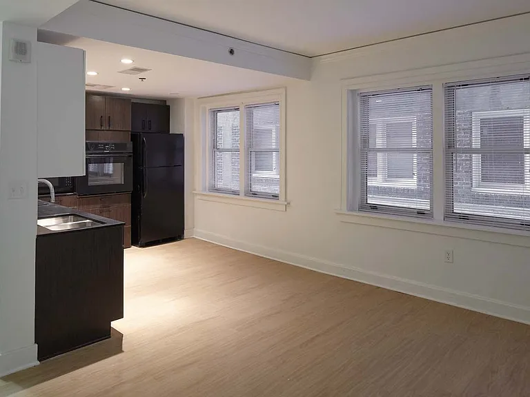 Dining/Living room