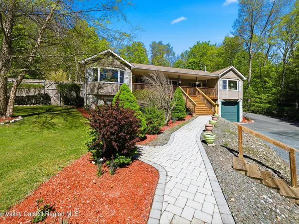 414 Red Hill Road, Wurtsboro, NY 12790