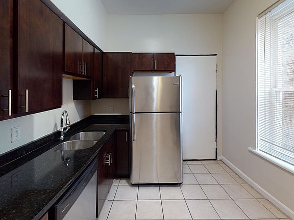 2nd image of 1544 W Birchwood Ave #1536-1