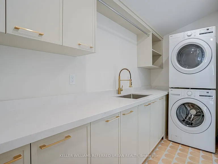 37 Wesley Ave — Photo 36
