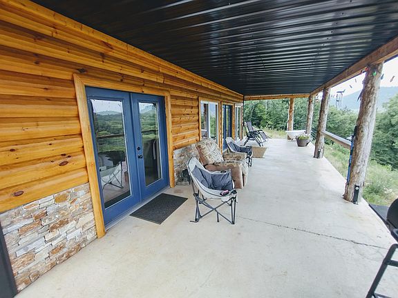 3rd image of 675 Ridge Top Rd