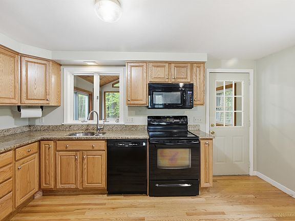 2nd image of 34 West Road