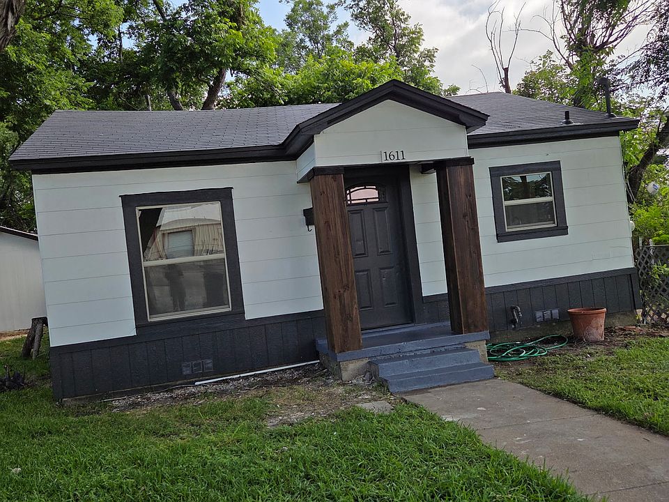 1st image of 1611 W Avenue C