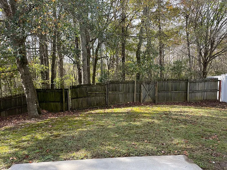 823 Tramore Dr — Photo 22
