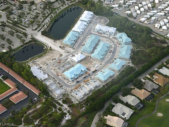 4th image of 26420 Coco Cay Cir #101