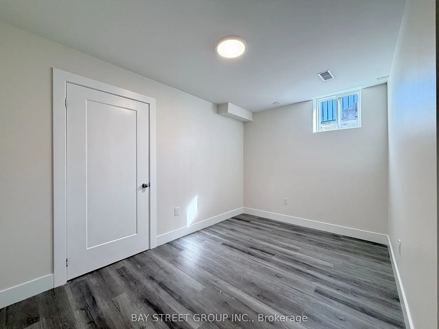 2 bed, $2,000 — Photo 4