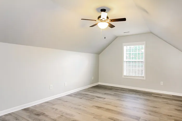 4709 Farm Lake Dr — Photo 8