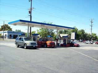 4305 Fruitridge Rd, Sacramento, CA 95820