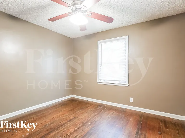3419 S Home Ave — Photo 12