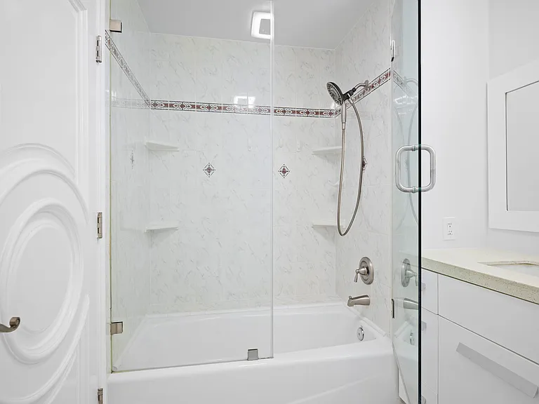 7851 Mary Ellen Ave — Photo 25