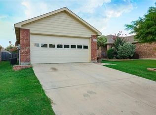 8837 Quarry Ridge Trl, Fort Worth, TX 76244