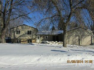 6231 Fir Tree Ave, Excelsior, MN 55331