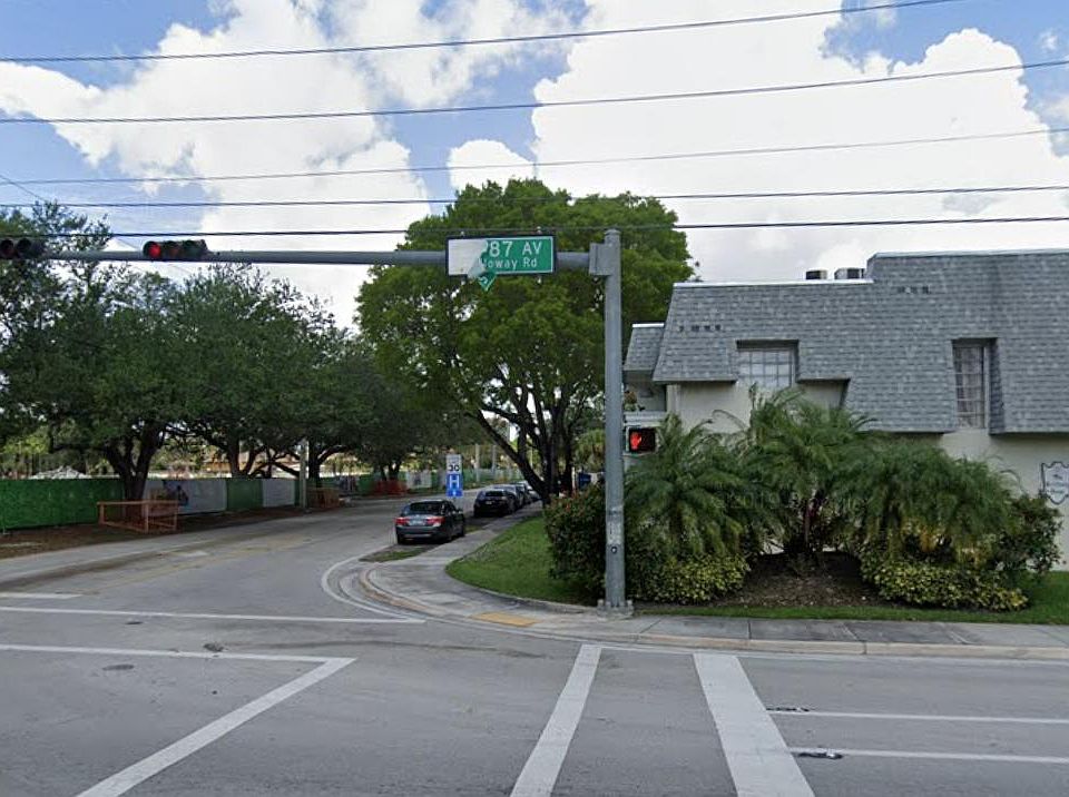 1st image of 9370 SW 87th Ave APT S6