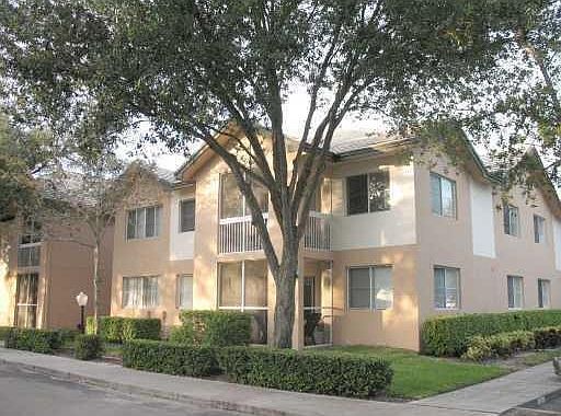 2nd image of 9755 Westview Drive #1211