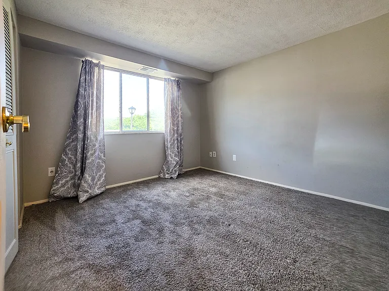 329 Ridge Point Cir #23B — Photo 14