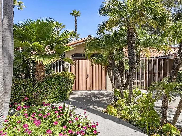 6518 Monte Fuego — Photo 3
