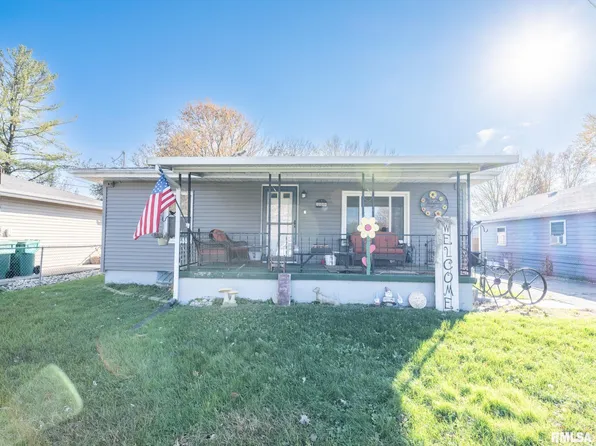 5606 W Hivue Ln, Peoria, IL 61604