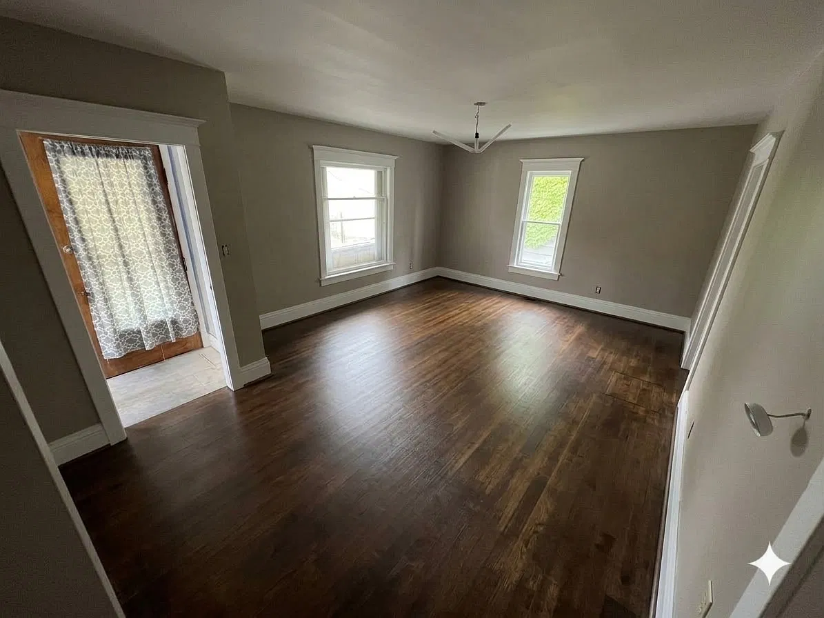 4 bed, 1500 sqft, $1,450 — Photo 2