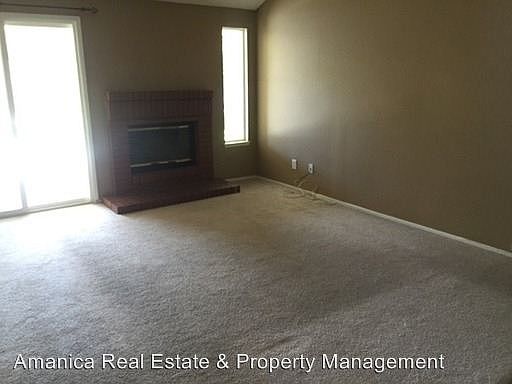 3rd image of 1381 Reservoir Dr
