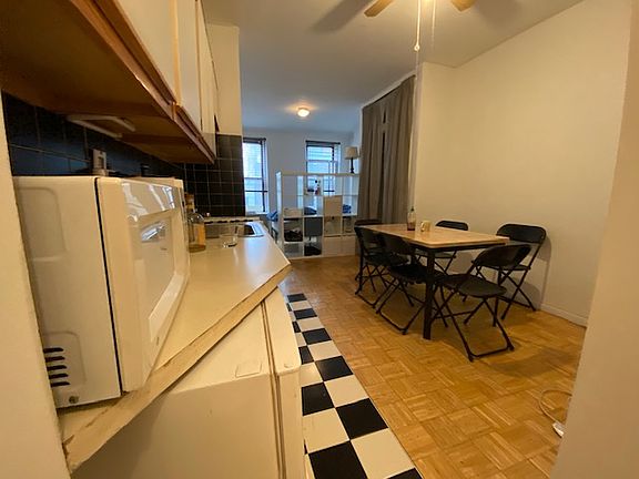 2nd image of 55 Leroy St APT 8