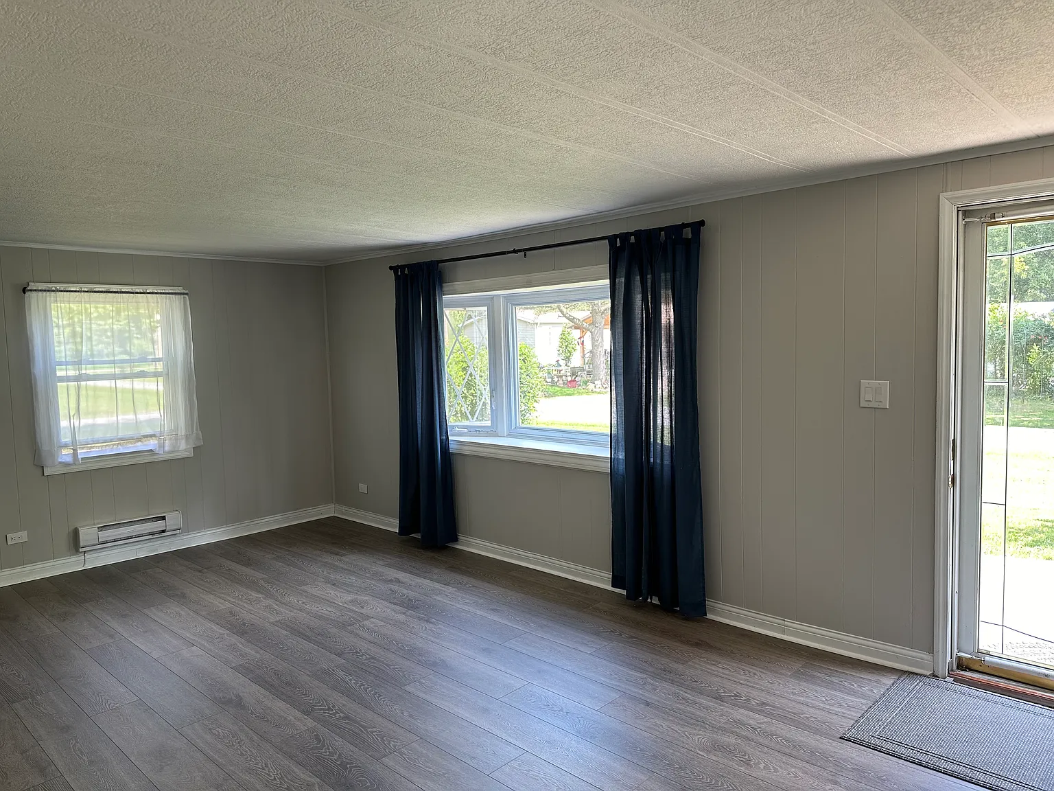 2 bed, 1776 sqft, $1,400 — Photo 3