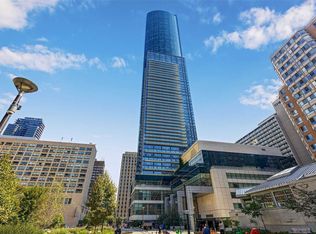 388 Yonge St #7105, Toronto, ON M5B 0A4