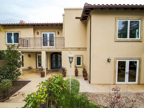 4980 N Cerrillos Dr, Woodland Hills, CA 91364