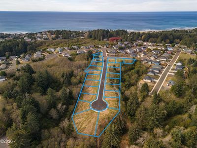 158 NE 51st Loop, Lincoln City, OR, 97367
