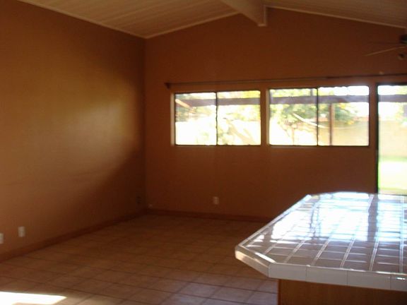 3rd image of 1441 Glenshaw Dr