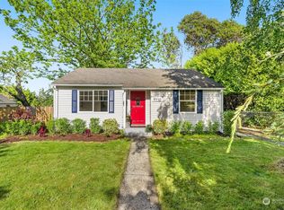 9910 33rd Ave SW, Seattle, WA 98126