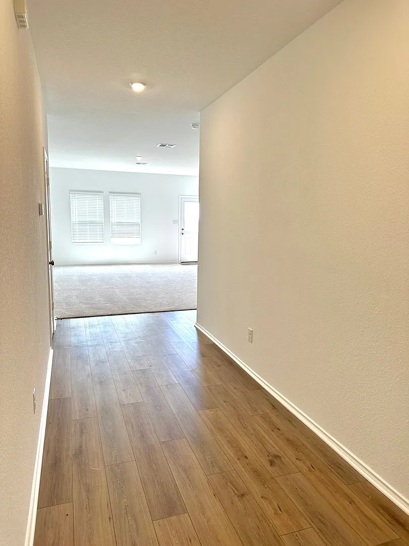 Ready for move in — Photo 3