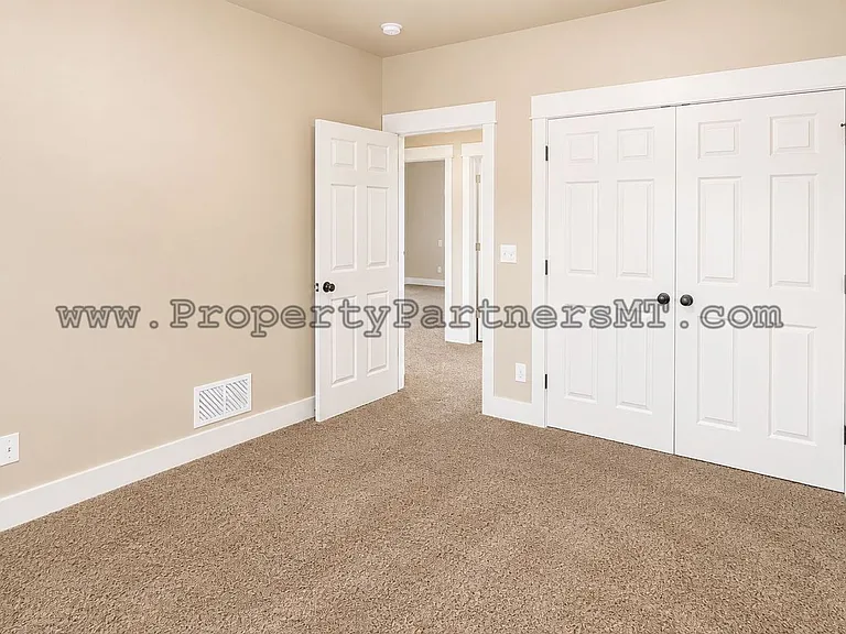 3157 Spring Ridge Dr — Photo 8