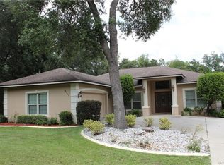 8201 N Pickinz Way, Citrus Springs, FL 34433