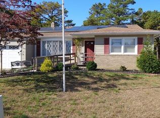 62 Auburn Rd, Toms River, NJ 08757