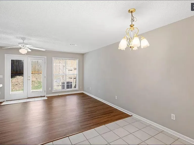149 Woodberry Dr — Photo 2