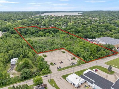 300 East SHERIDAN SPRINGS ROAD, Lake Geneva, WI, 53147