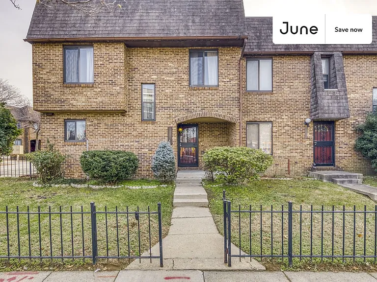1331 I St NE — Photo 24