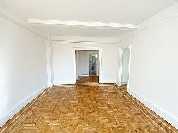 3rd image of 240 W 98th St APT 13F