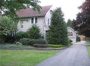 1895 N Davis Rd, East Aurora, NY 14052