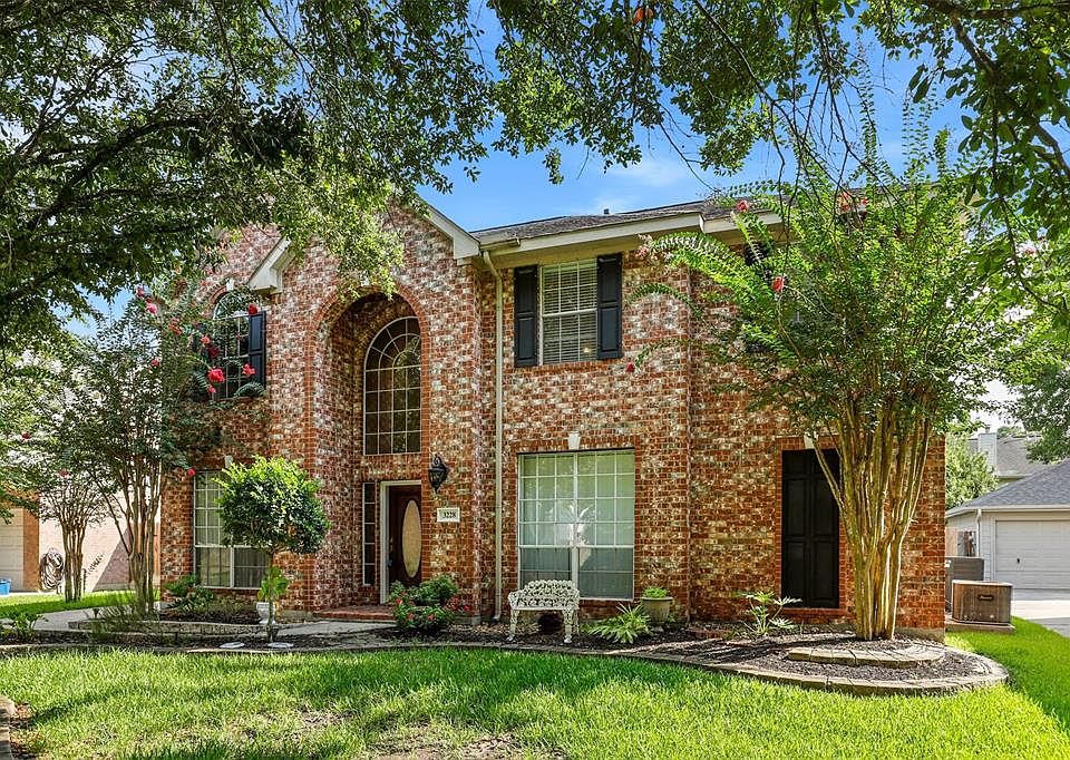 1st image of 3228 N Woodstream Way