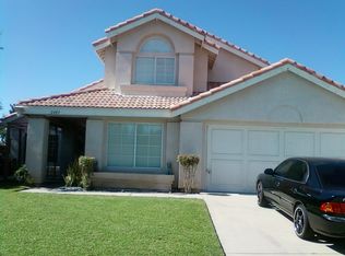 2489 W Via Lindo Dr, Rialto, CA 92377