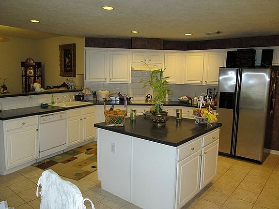 3rd image of 3407 Dry Creek Dr